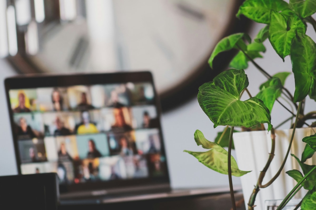 Cover Image for How to add a Timer to Google Meet call?